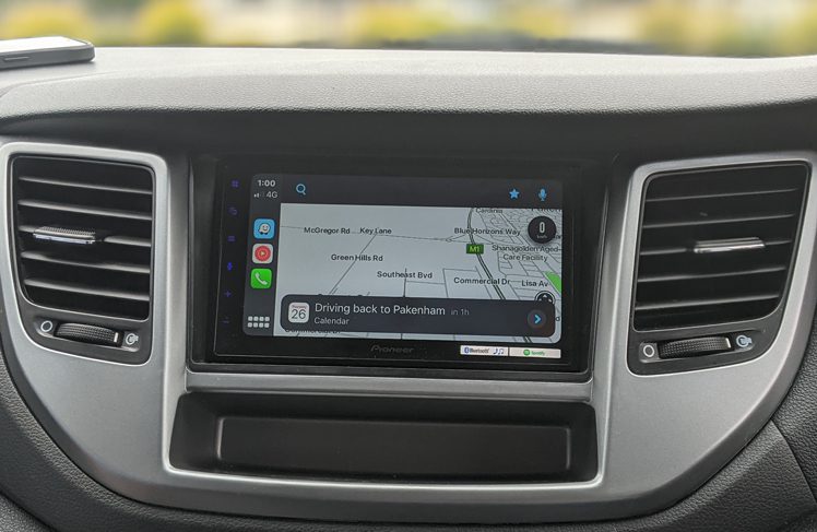 Pioneer 6.8 Media Player Turned On Display